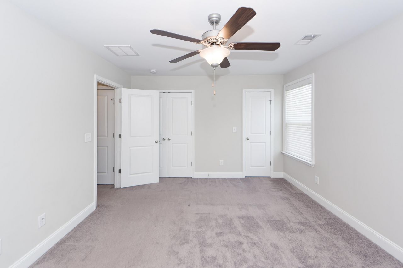 7861 Montview Road Photo 20