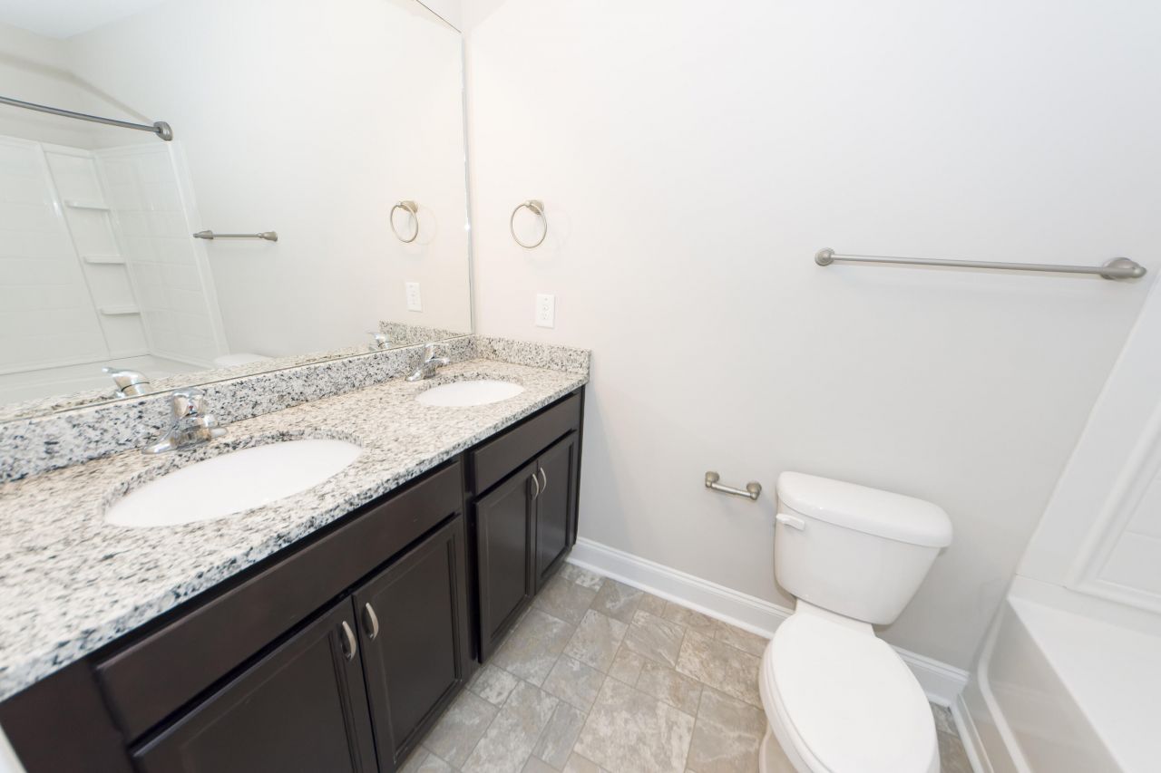 7861 Montview Road Photo 22