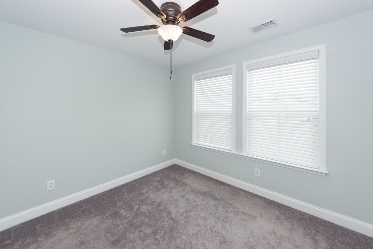 7861 Montview Road Photo 25