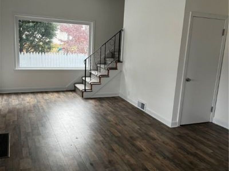 224 7th Street NW, Barberton, OH 44203 Photo 4