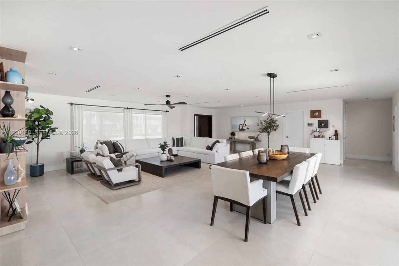 519 Layne Blvd, Hallandale Beach, FL 33009 Photo