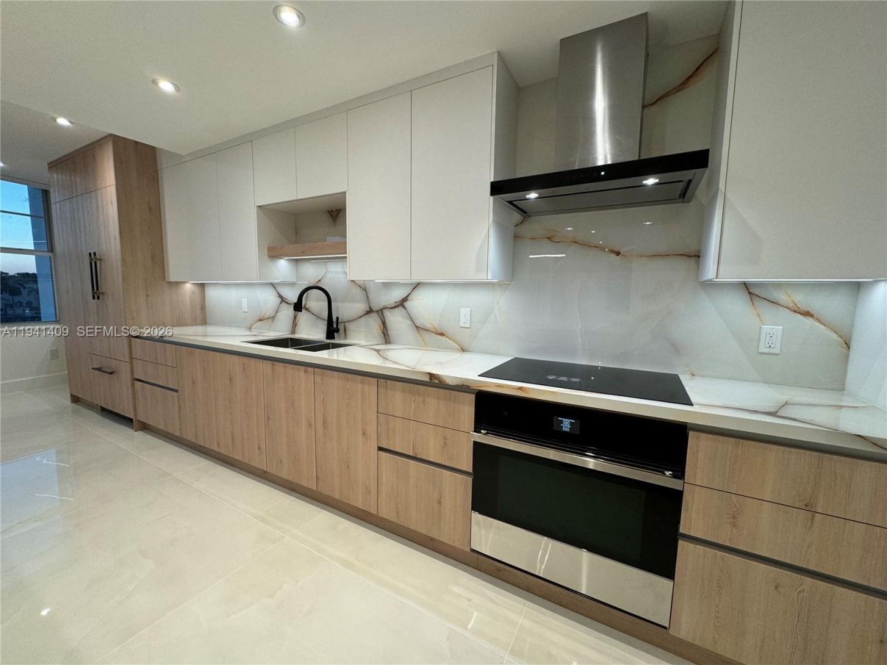 Please Call For Address, Unit 3D, Miami Beach, FL 33140 Photo