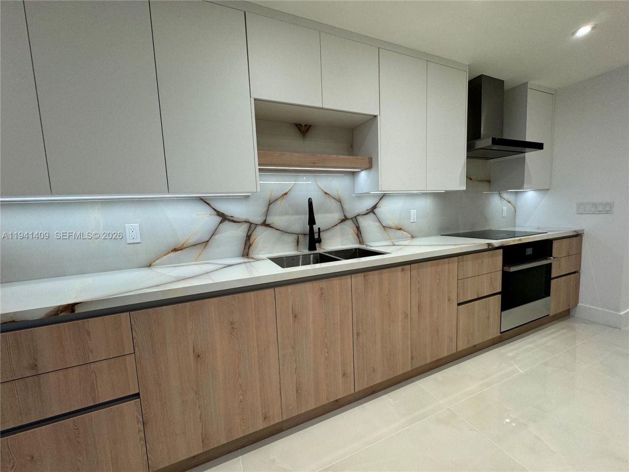 Please Call For Address, Unit 3D, Miami Beach, FL 33140 Photo