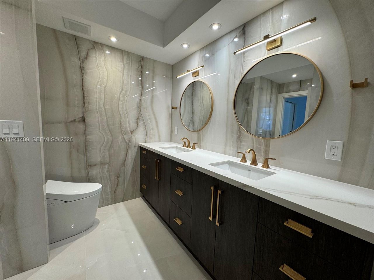 Please Call For Address, Unit 3D, Miami Beach, FL 33140 Photo