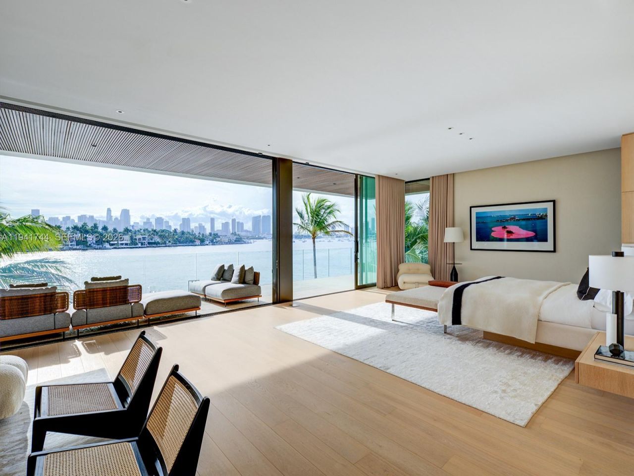 28 W Dilido Dr, Miami Beach, FL 33139 Photo