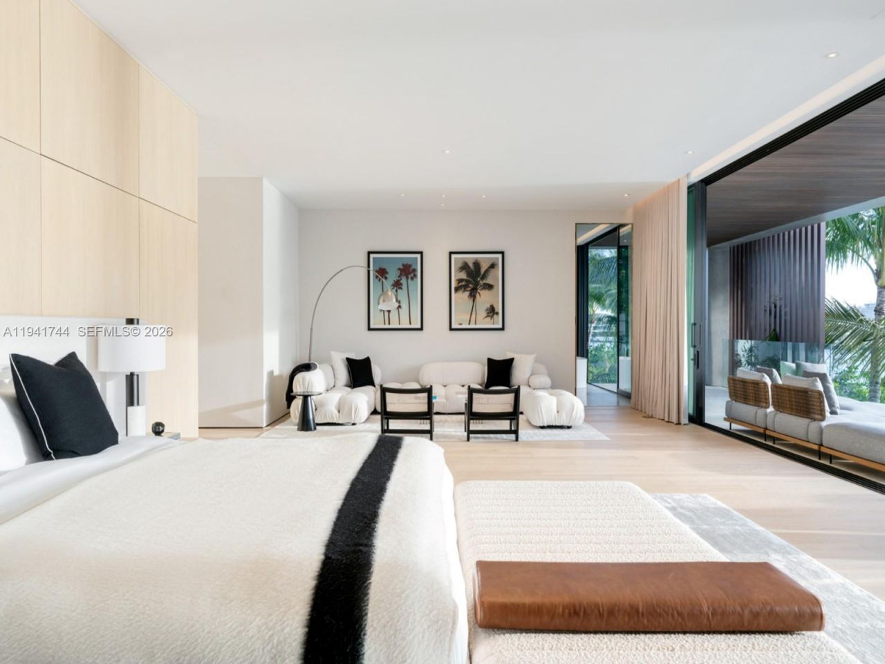 28 W Dilido Dr, Miami Beach, FL 33139 Photo