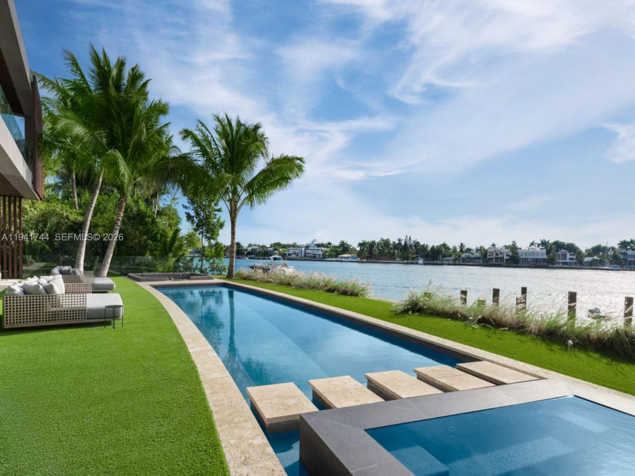 28 W Dilido Dr, Miami Beach, FL 33139 Photo