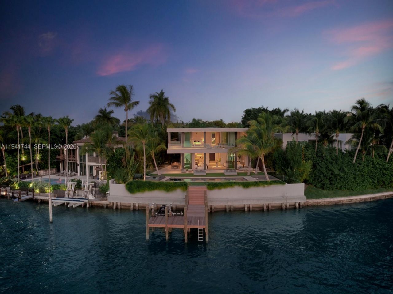 28 W Dilido Dr, Miami Beach, FL 33139 Photo