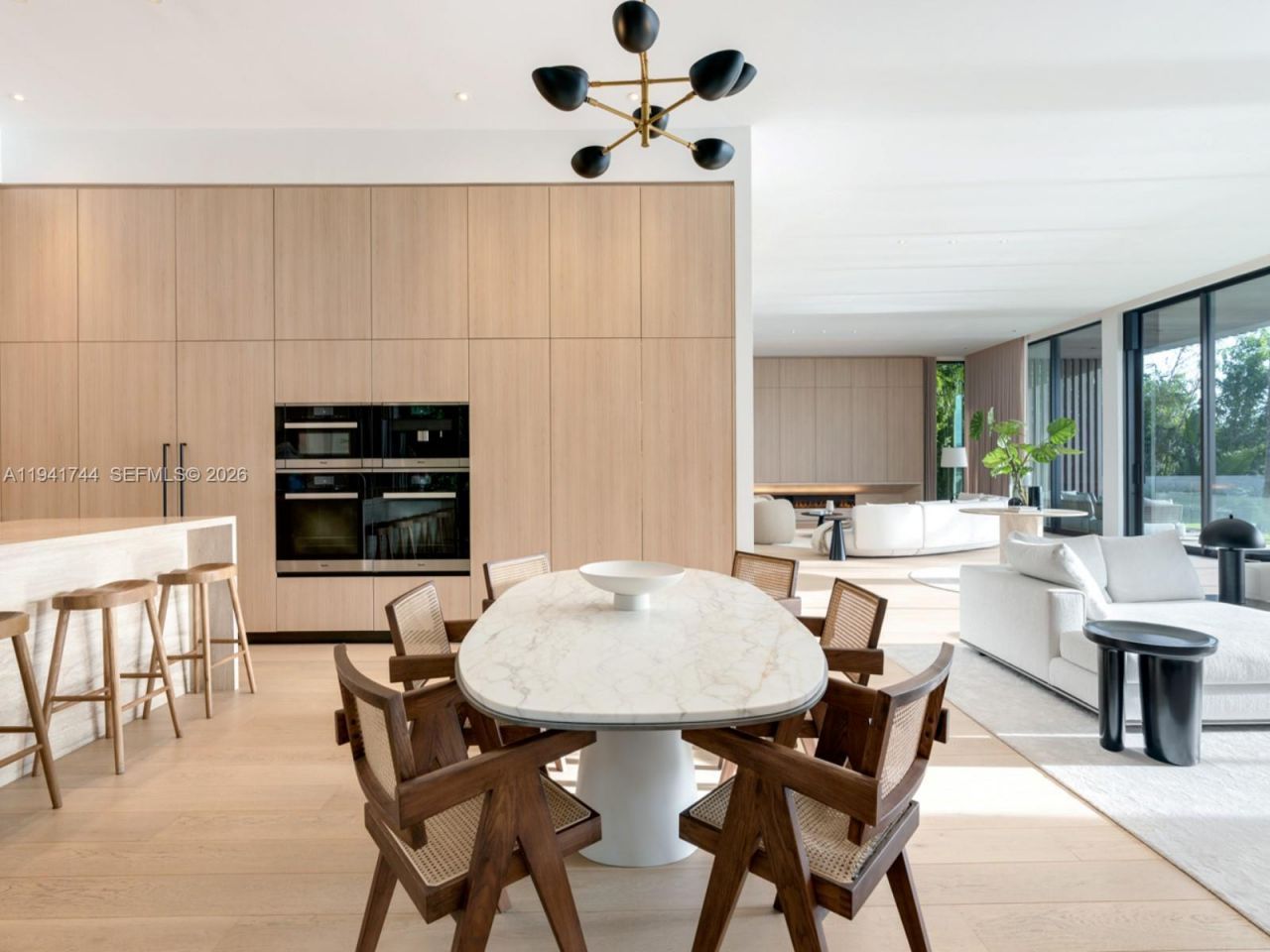 28 W Dilido Dr, Miami Beach, FL 33139 Photo