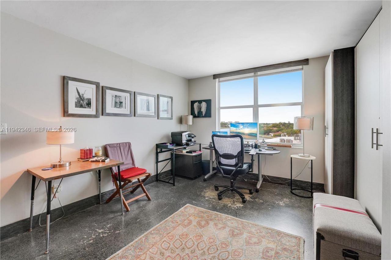 9250 W Bay Harbor Dr, Unit PH-C, Bay Harbor Islands, FL 33154 Photo