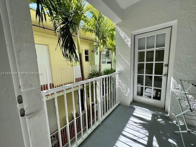940 7th St , Unit 940D, Miami Beach, FL 33139 Photo