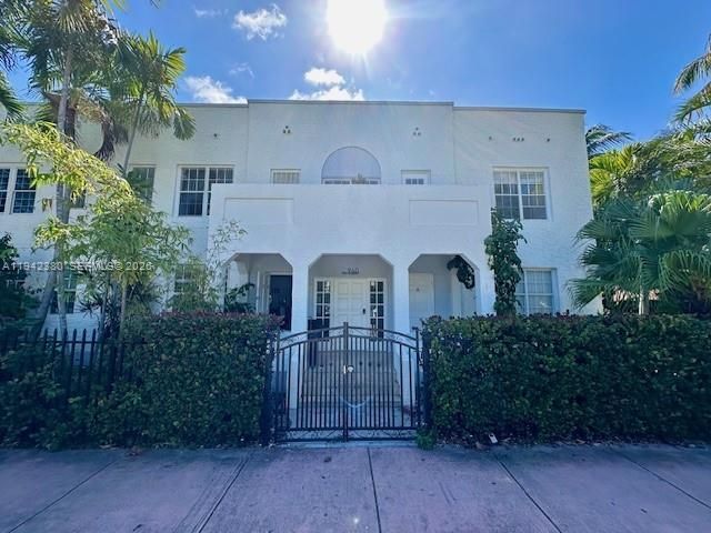 940 7th St , Unit 940D, Miami Beach, FL 33139 Photo