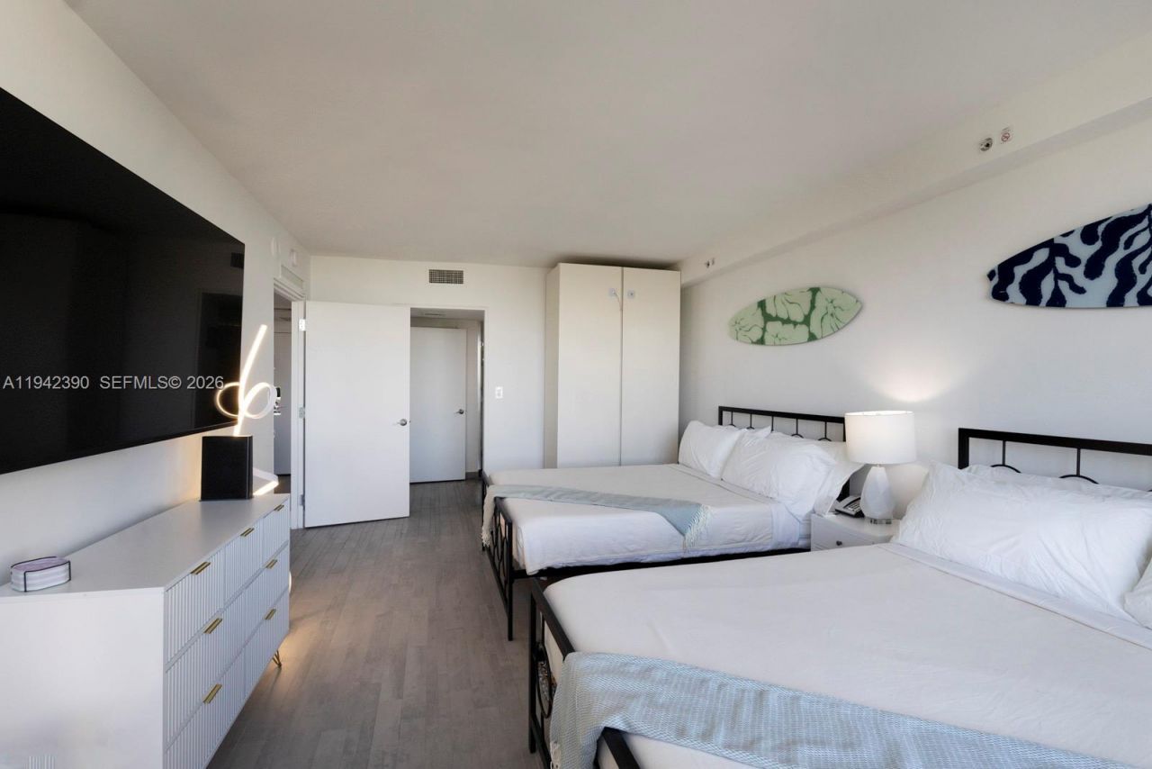 1100 West Ave, Unit 509, Miami Beach, FL 33139 Photo