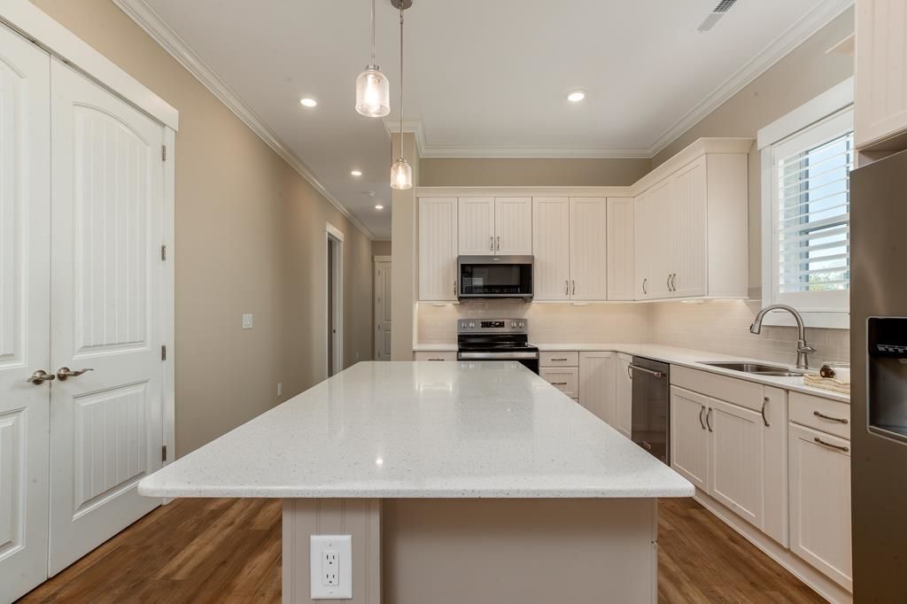 8155 Living Tide Dr. Photo 17