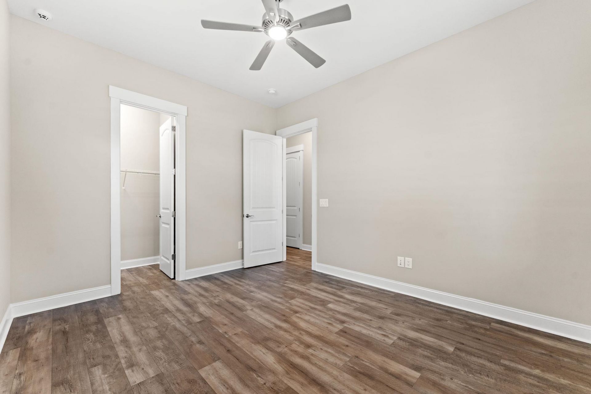 8155 Living Tide Dr. Photo 17