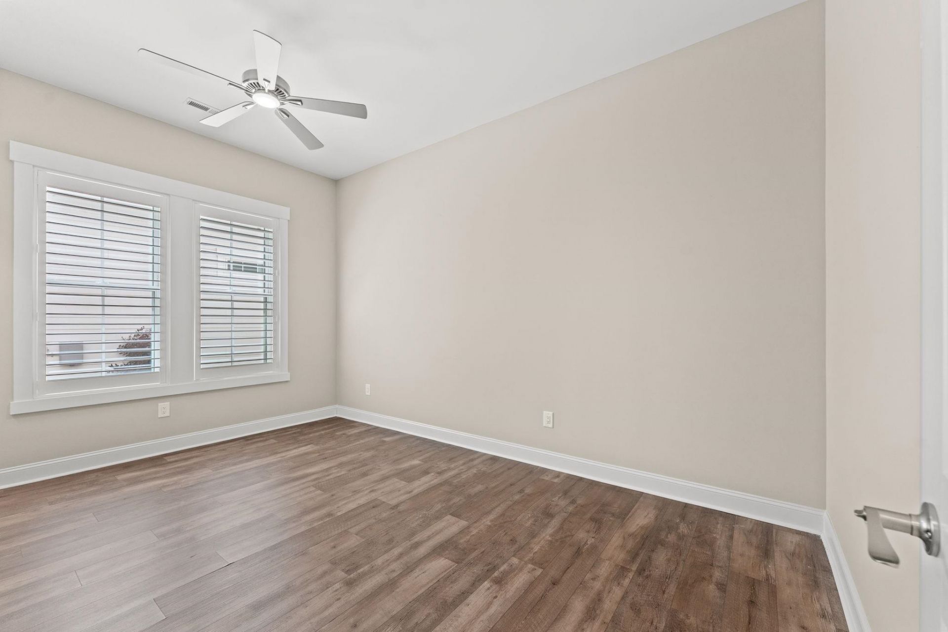 8155 Living Tide Dr. Photo 22