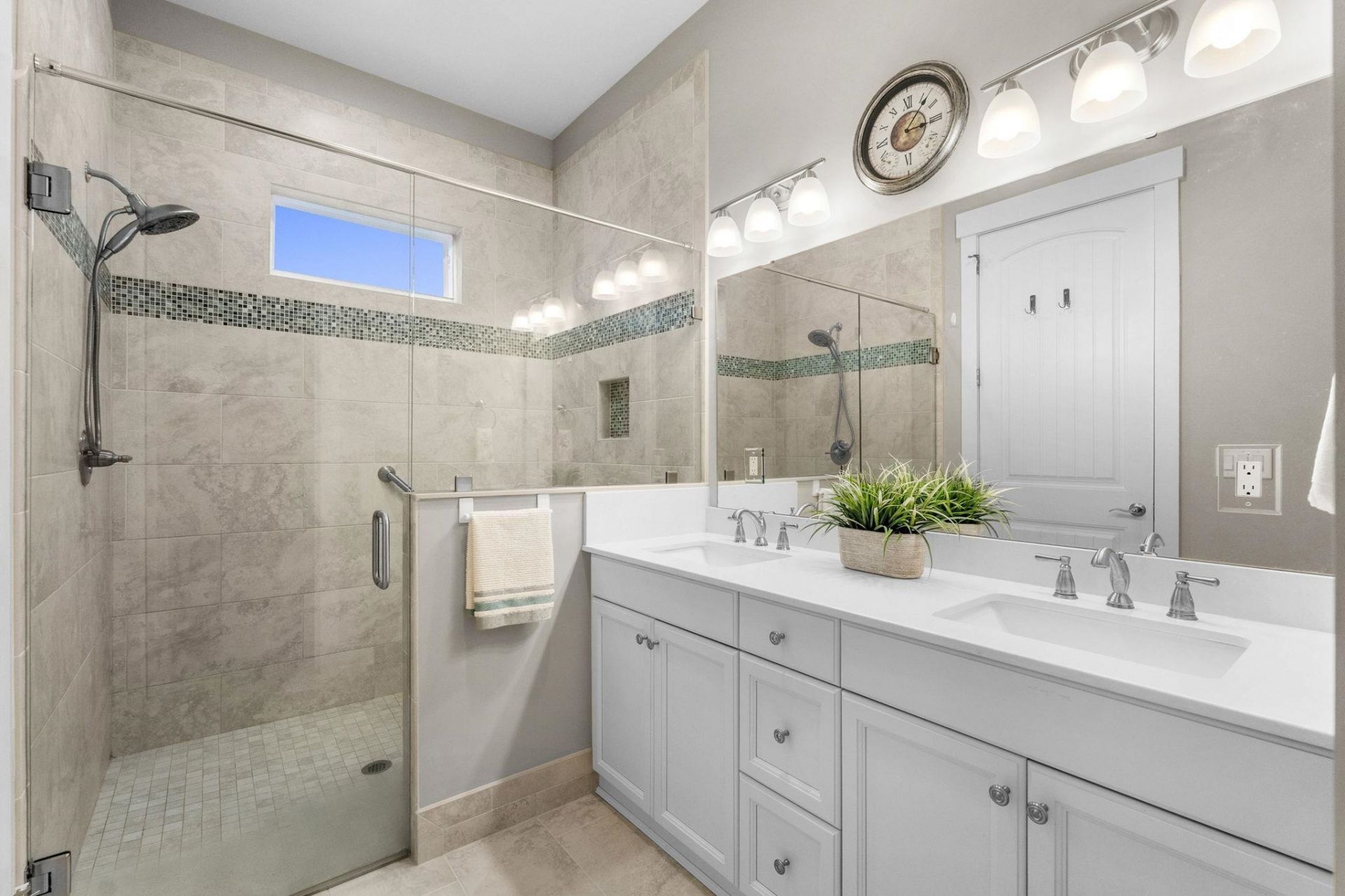 8155 Living Tide Dr. Photo 24