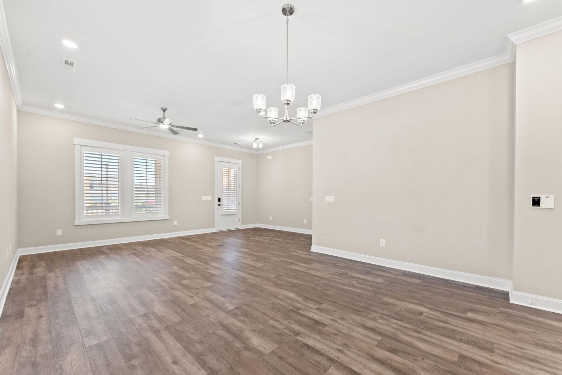 8155 Living Tide Dr. Photo 9