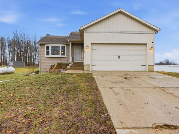 1083 Boncher Boulevard, Unit 25, Hastings, MI 49058