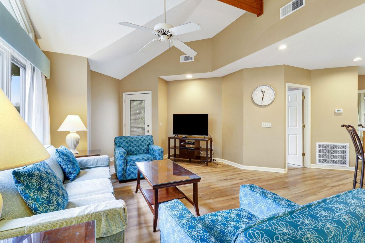 55 Barcelona Road Photo 6