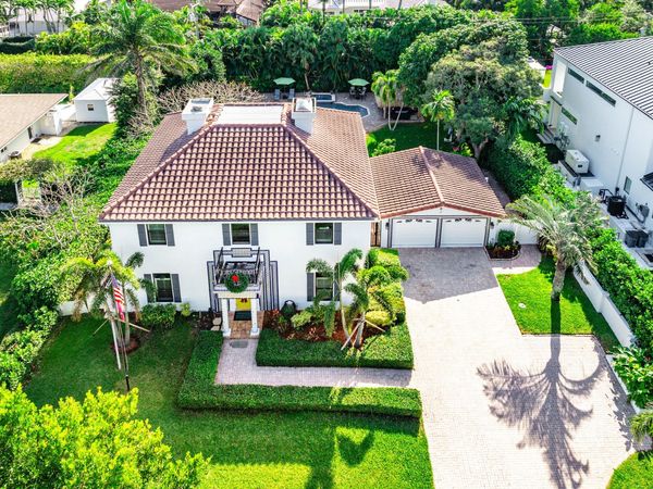 19 E Ocean Avenue, Ocean Ridge, FL 33435