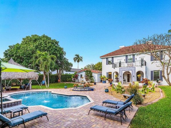 19 E Ocean Avenue, Ocean Ridge, FL 33435