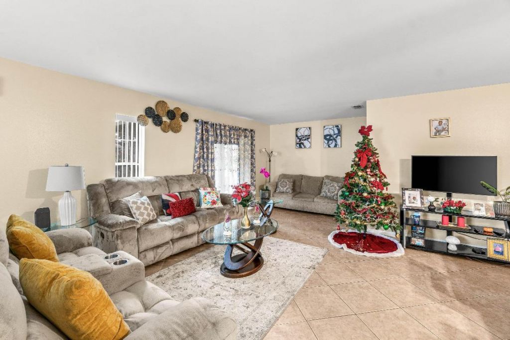 5697 Boynton Bay Circle, Boynton Beach, FL 33437 Photo