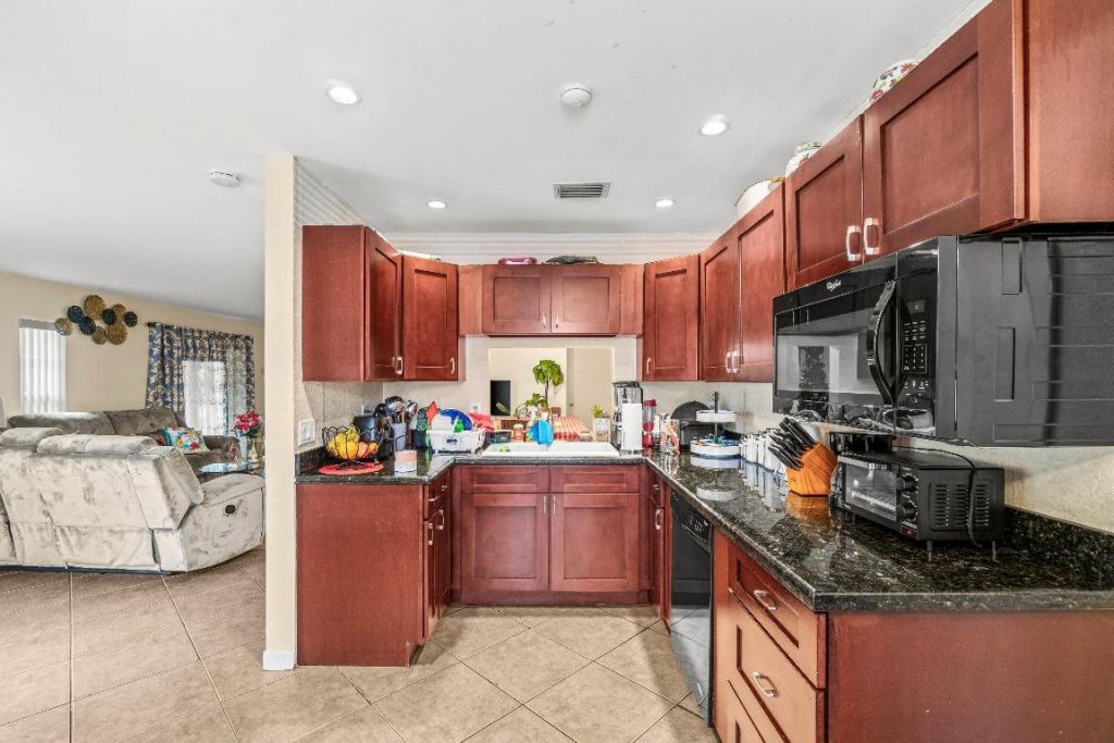 5697 Boynton Bay Circle, Boynton Beach, FL 33437 Photo