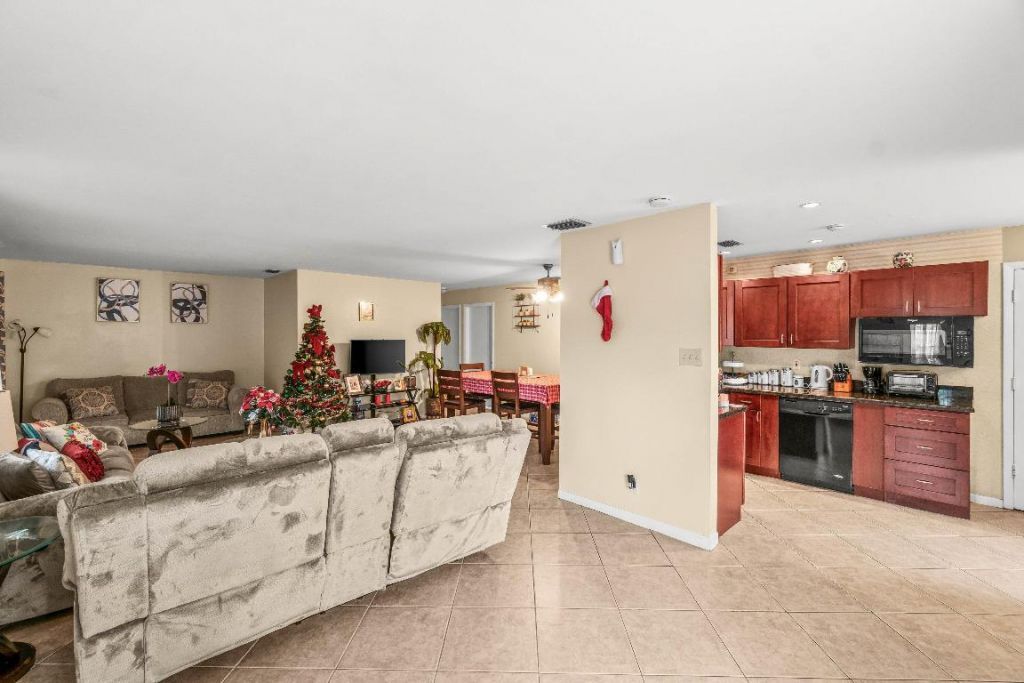 5697 Boynton Bay Circle, Boynton Beach, FL 33437 Photo
