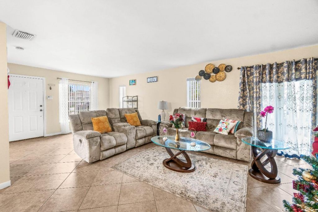 5697 Boynton Bay Circle, Boynton Beach, FL 33437 Photo