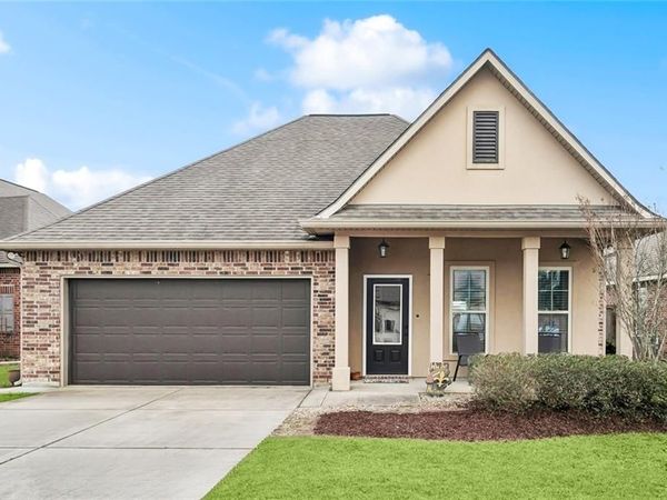 10040 CESSON COURT Court, Madisonville, LA 70447
