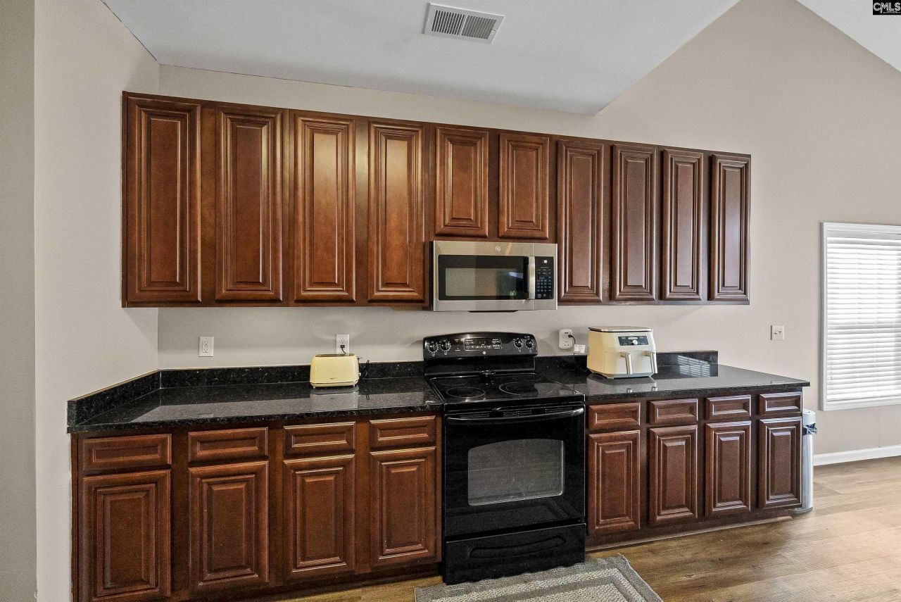 203 Pegonia Lane Photo 13