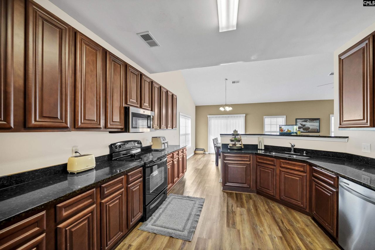 203 Pegonia Lane Photo 14