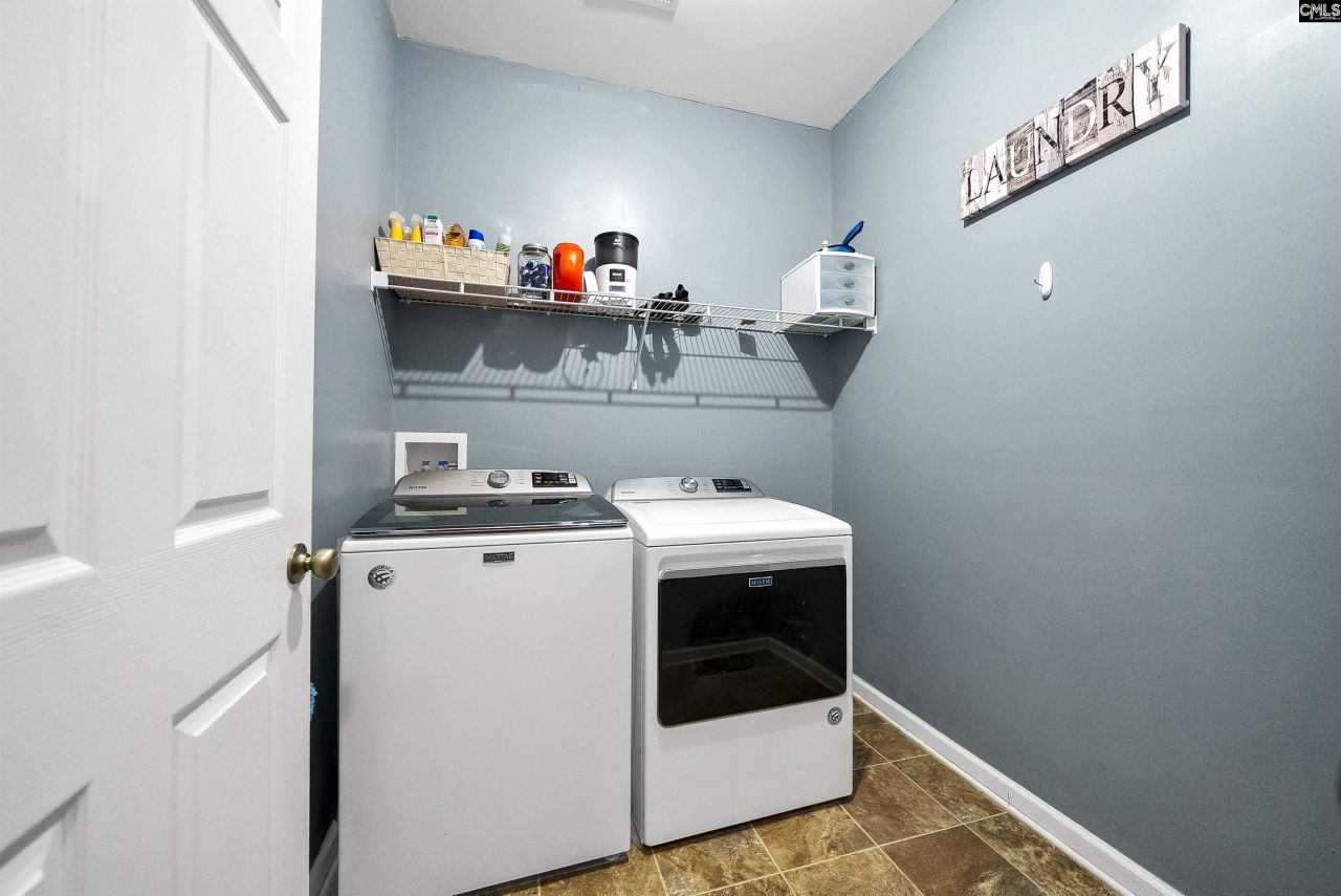 203 Pegonia Lane Photo 17