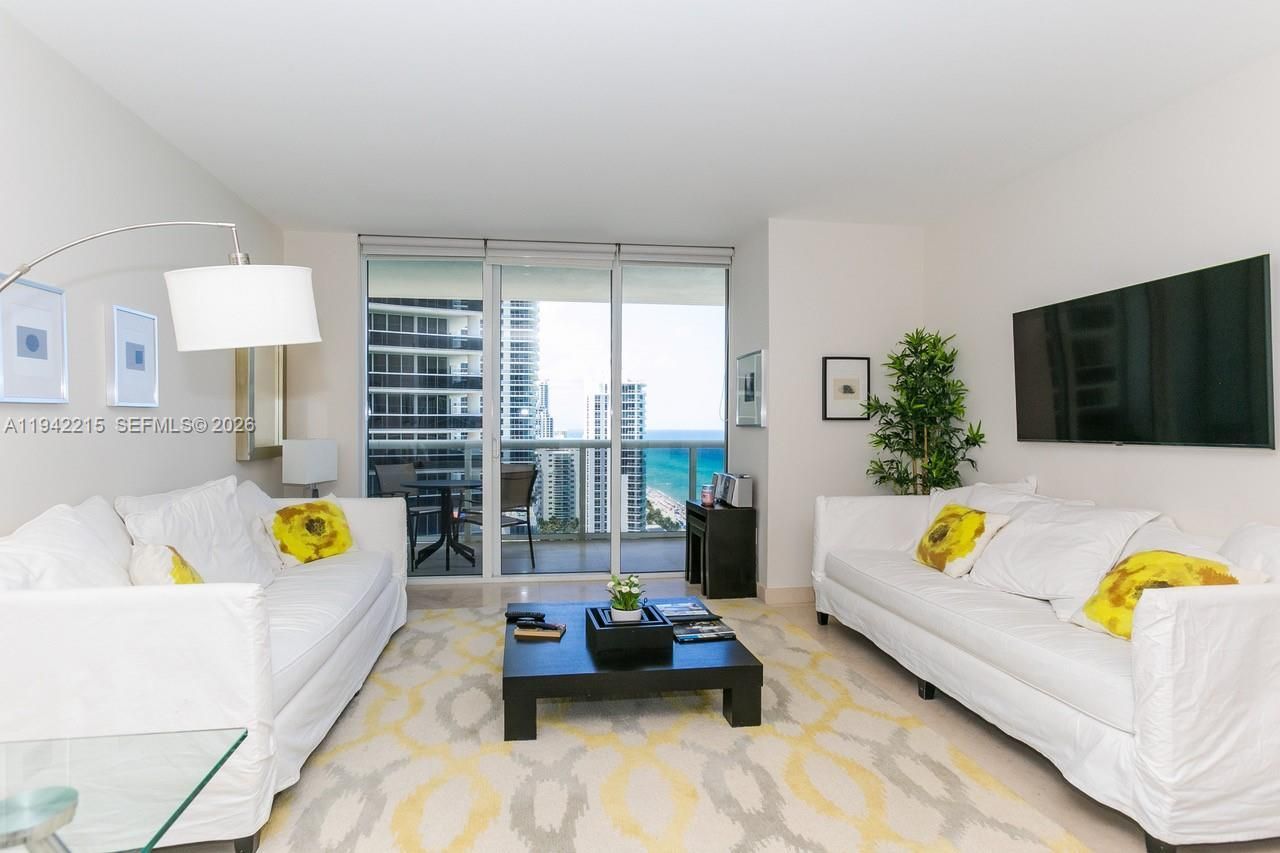 1830 S Ocean Dr, Unit 2110, Hallandale Beach, FL 33009 Photo