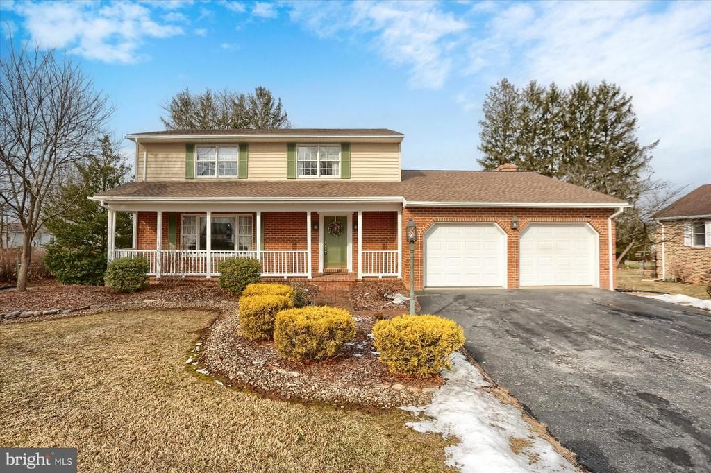 301 STAHL STREET, MIDDLEBURG, PA 17842