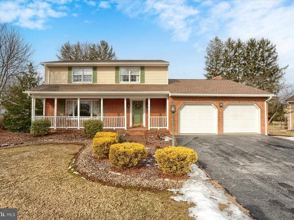 301 STAHL STREET, MIDDLEBURG, PA 17842