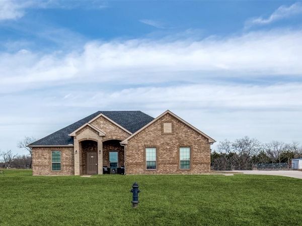 2234 Westpoint Circle, Terrell, TX 75161