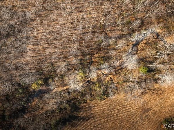 31 Sparks Hill Road, Elizabethtown, IL 62931