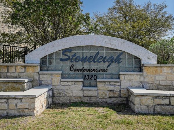 2320 Gracy Farms LN, Unit 311, Austin, TX 78758