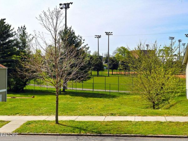 1706 Woodbine Ave, Knoxville, TN 37917