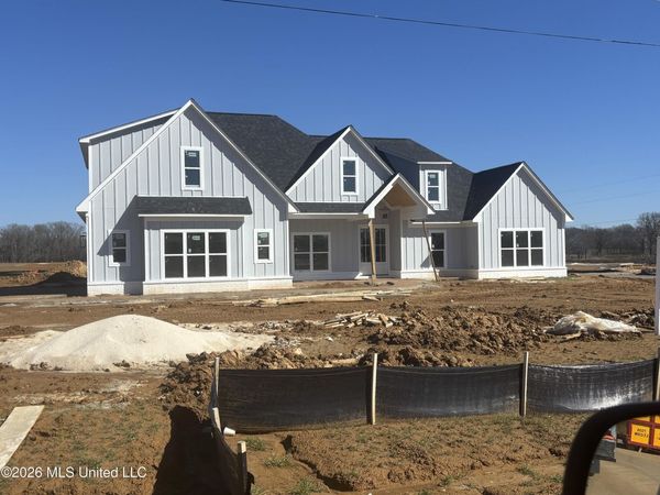 5228 Crick Lane, Hernando, MS 38632