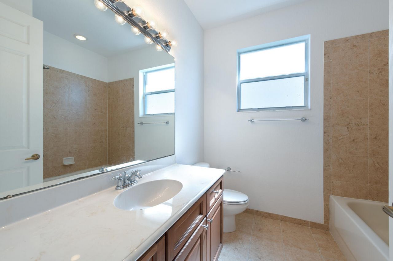 754 Aberfoyle Avenue, Fort Pierce, FL 34947 Photo