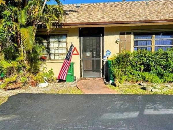 8106 NW 100th Dr, Tamarac, FL 33321