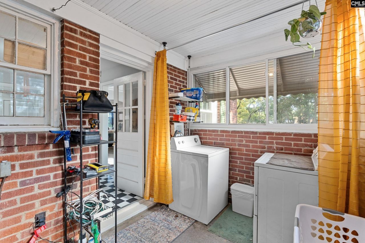 1628 C Avenue Photo 12