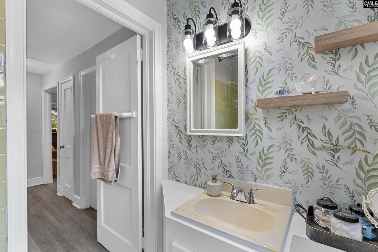 1628 C Avenue Photo 17