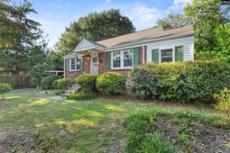 1628 C Avenue photo 4