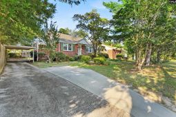 1628 C Avenue photo 4