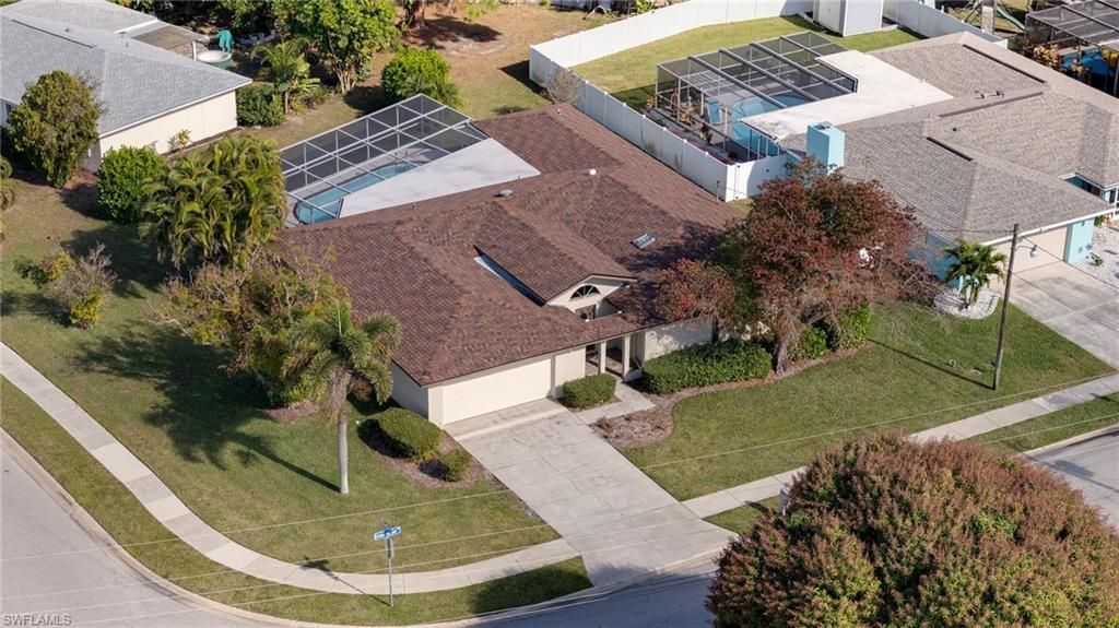 5860 Untermeyer Ct, North Fort Myers, FL 33903 Photo