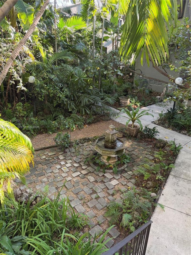 1000 NW N River Dr, Unit 20, Miami, FL 33136 Photo